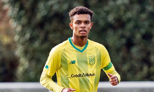 Un jour, un jeune. Hors-série : Mathieu Acapandié, premier contrat professionnel.